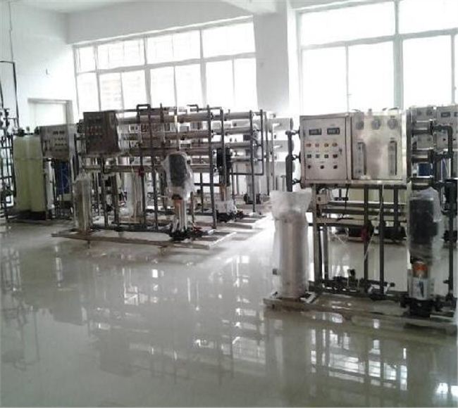 成都凈水設(shè)備之超濾凈水設(shè)備的設(shè)備種類