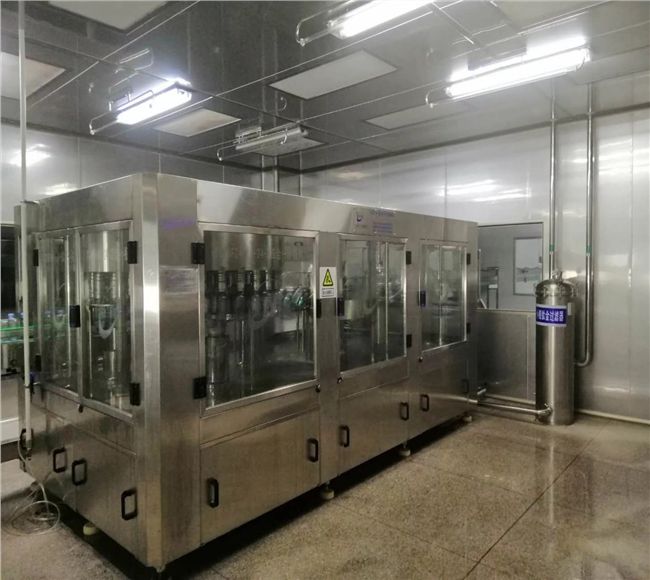 自動化灌裝機設(shè)備-1